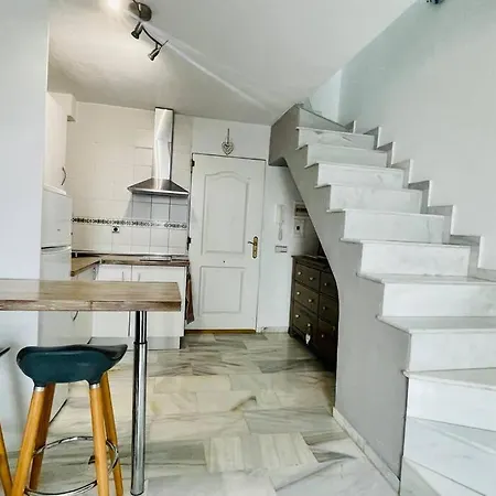 Atico Con Bonita Vista. En Urbanizacion Privada.! Apartment Estepona